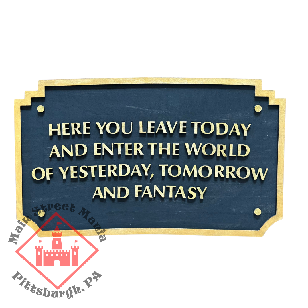 Disneyland Entrance Sign